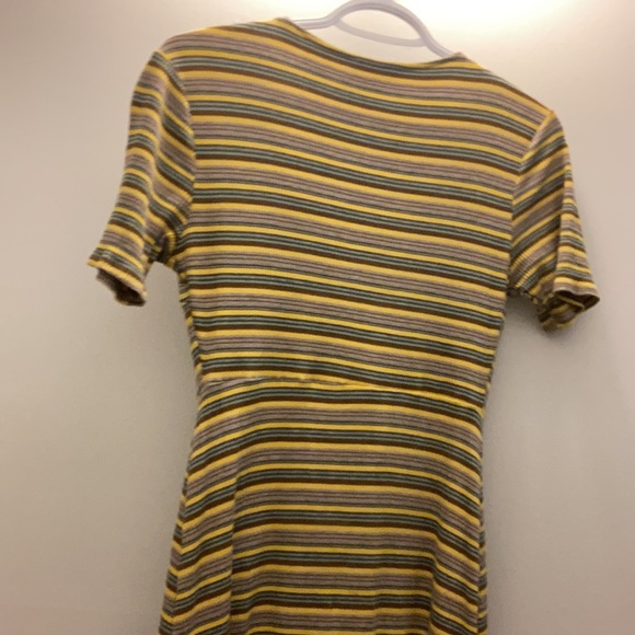 Cute striped 70s sundress - Picture 3 of 5